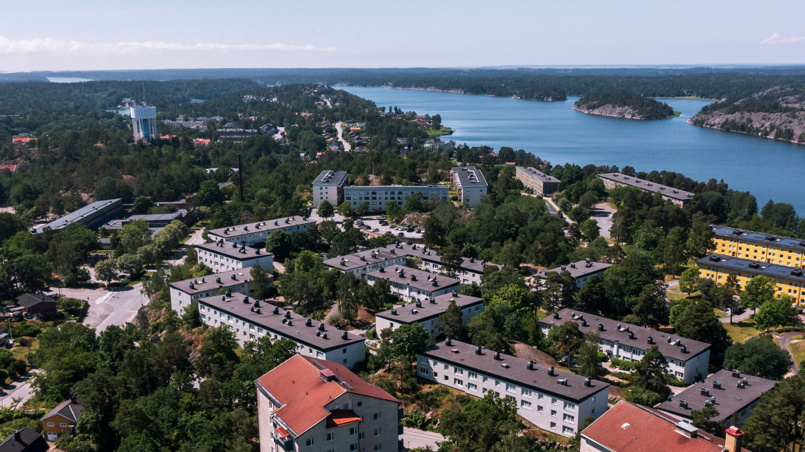 Drönarbild över Odinsväg i Nynäshamn.